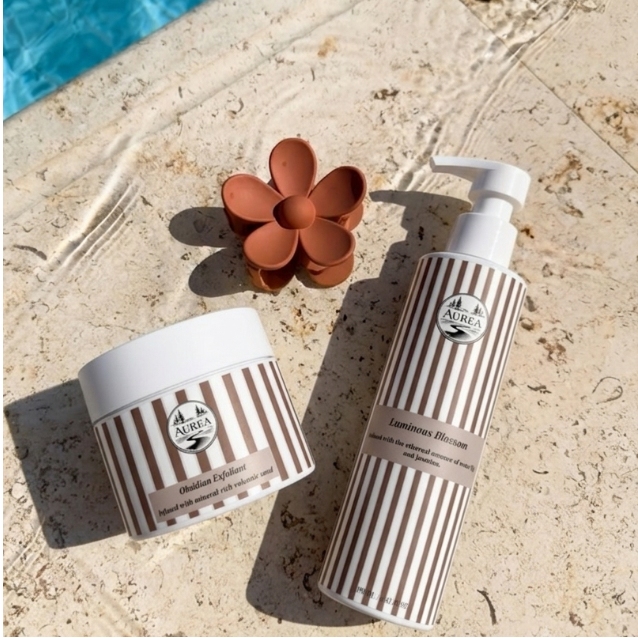 SUMMER IS THIRSTY. YOUR SKIN SHOULDN'T BE.